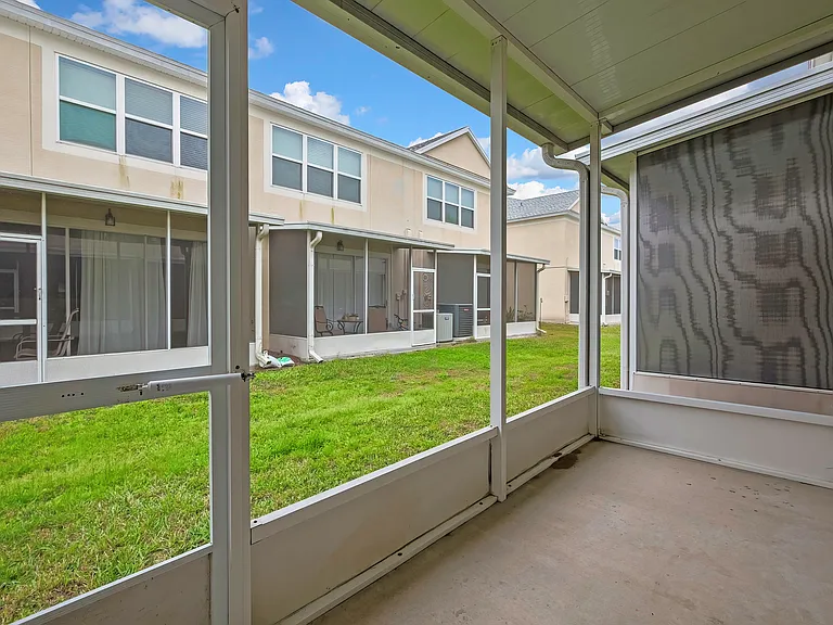 26548 Castleview Way — Photo 35