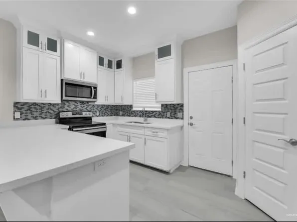1706 Playa Dr #2, Weslaco, TX 78596