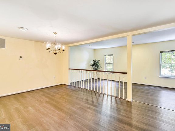 3rd image of 3114 Valentino Ct