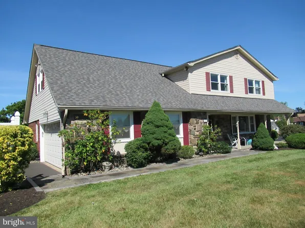 901 Denston Dr, Ambler, PA 19002
