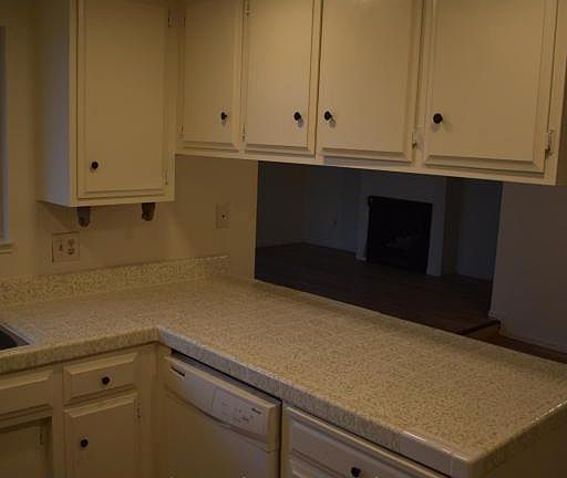 5th image of 1043 Princess Dr