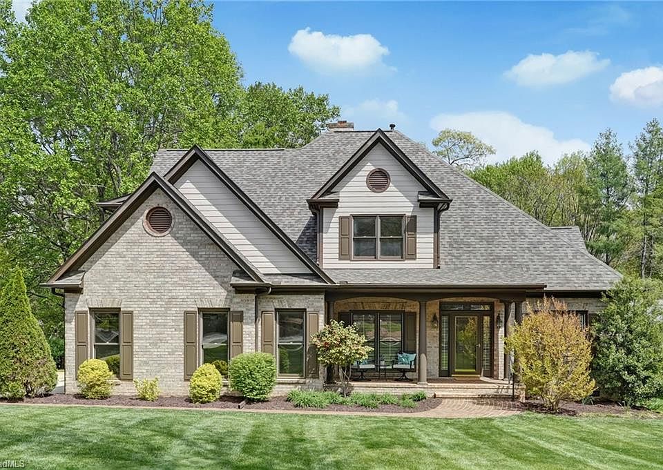 1st image of 3004 Willow Oak Dr