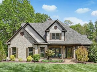 3004 Willow Oak Dr, Greensboro, NC 27408