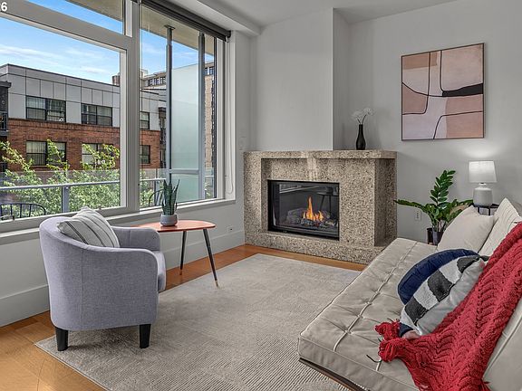 5th image of 1001 NW Lovejoy St Unit 301