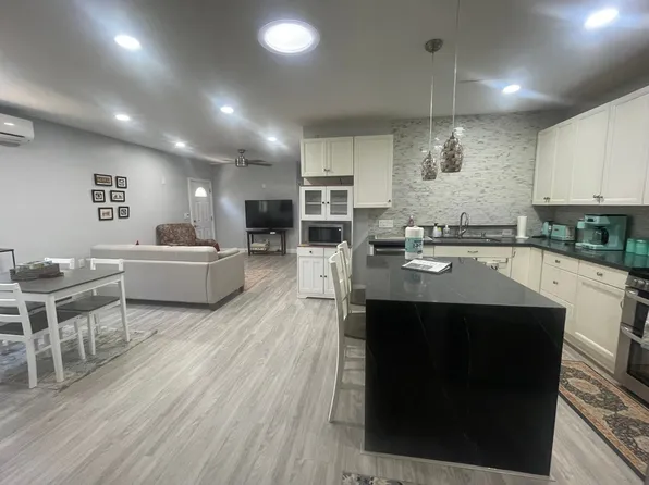 10626 Louisa Dr, La Mesa, CA 91941