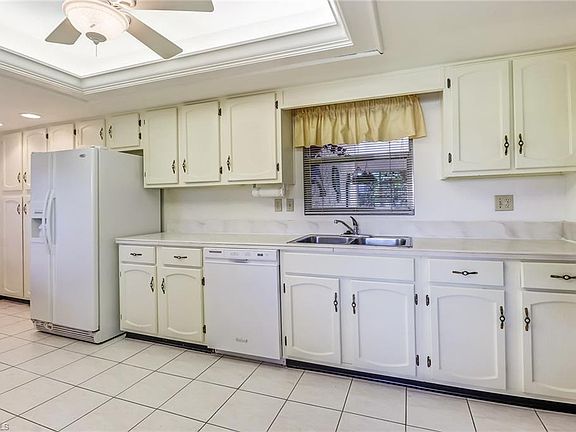 4th image of 1575 Whiskey Creek Dr