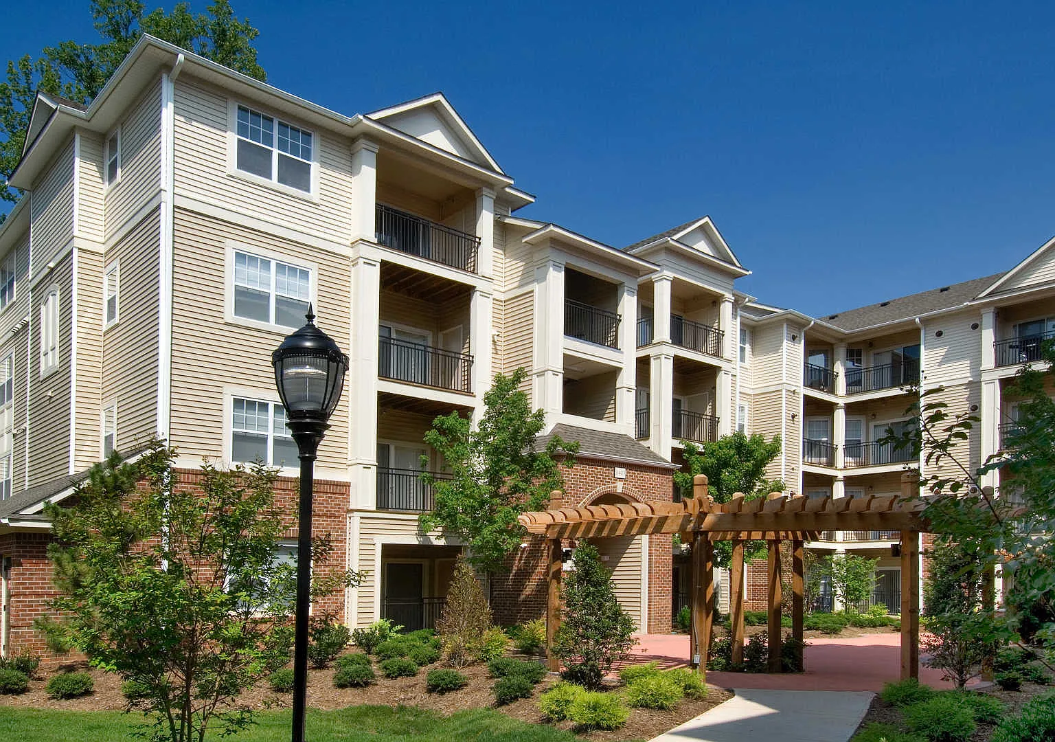 Fairchase — Photo 3