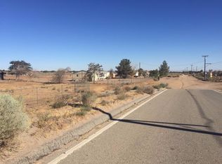 10088 Phelan Rd, Oak Hills, CA 92344