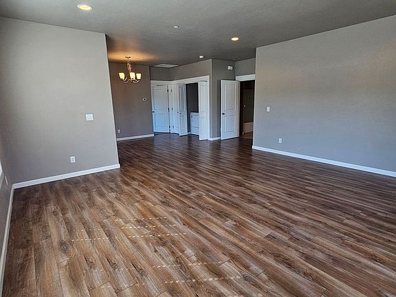 4th image of 3503 Juanipero Way #2