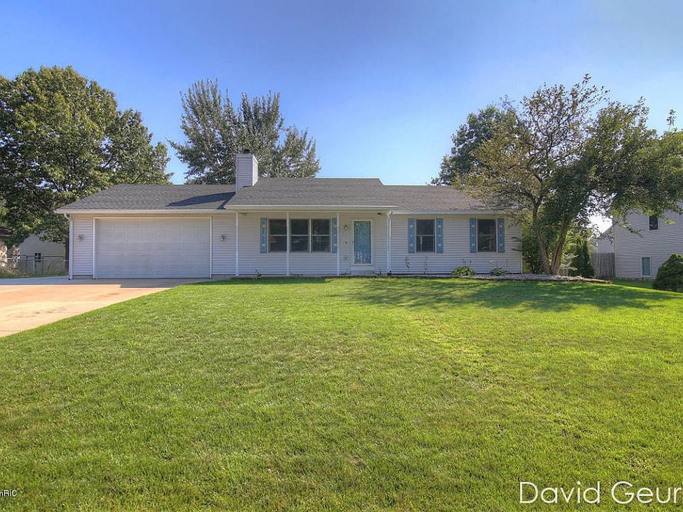 1st image of 13310 Pineoak Dr
