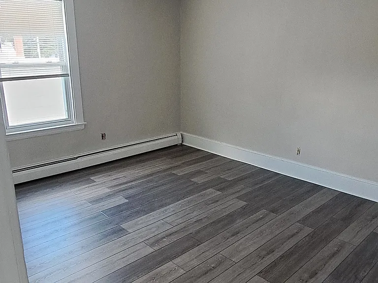 82 Green St #302 — Photo 5