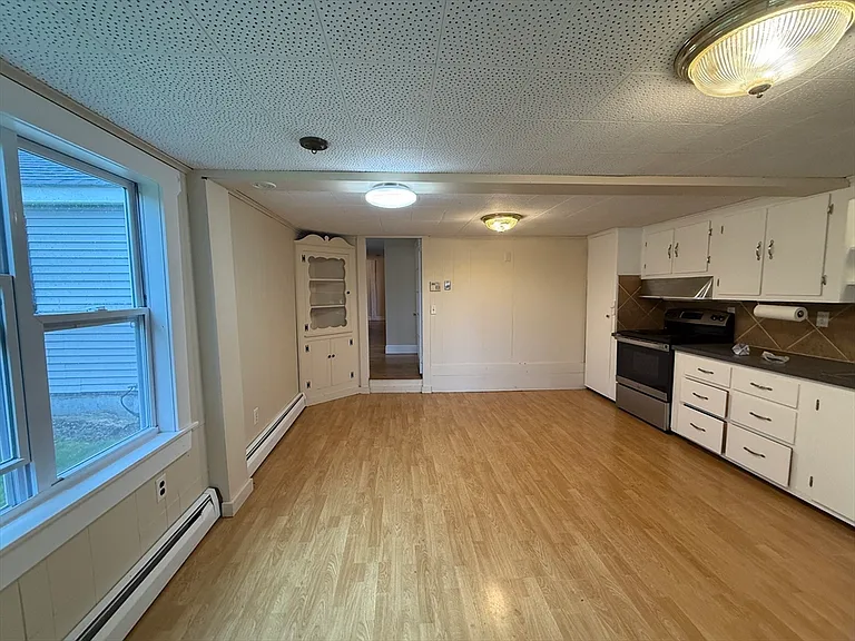 84 Emerald Rd #1 — Photo 2