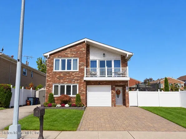 477 Vineland Ave, Staten Island, NY 10312