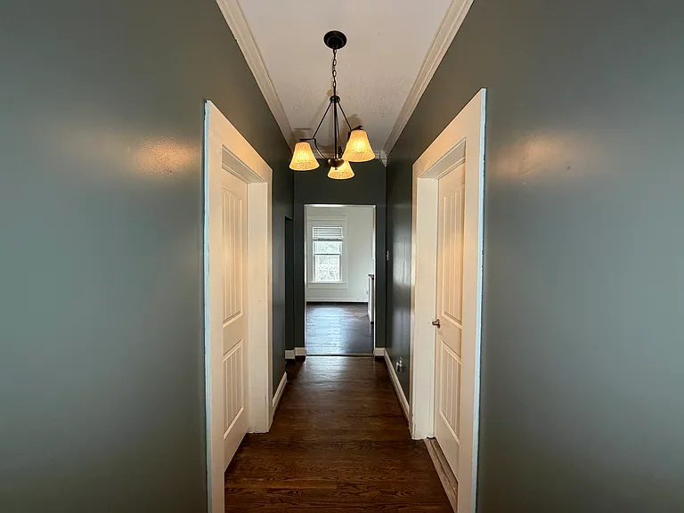 2919 Dempster St — Photo 10