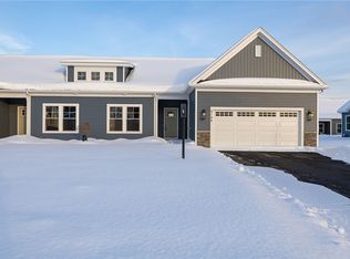 6180 Fourmile Creek Cir, Ontario, NY 14519