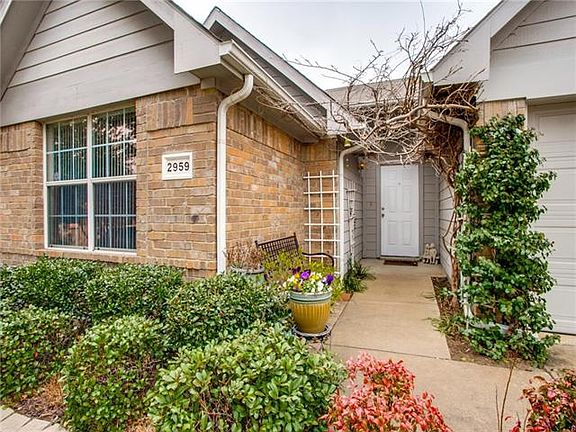 3rd image of 2959 Saint Zachary Dr