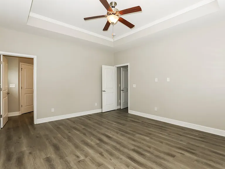 231 Galway Ln — Photo 8