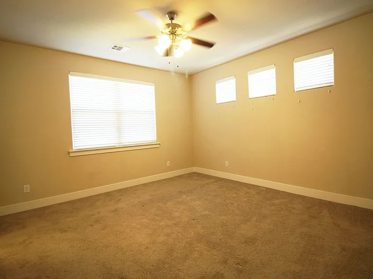 523 High Tech Dr — Photo 5