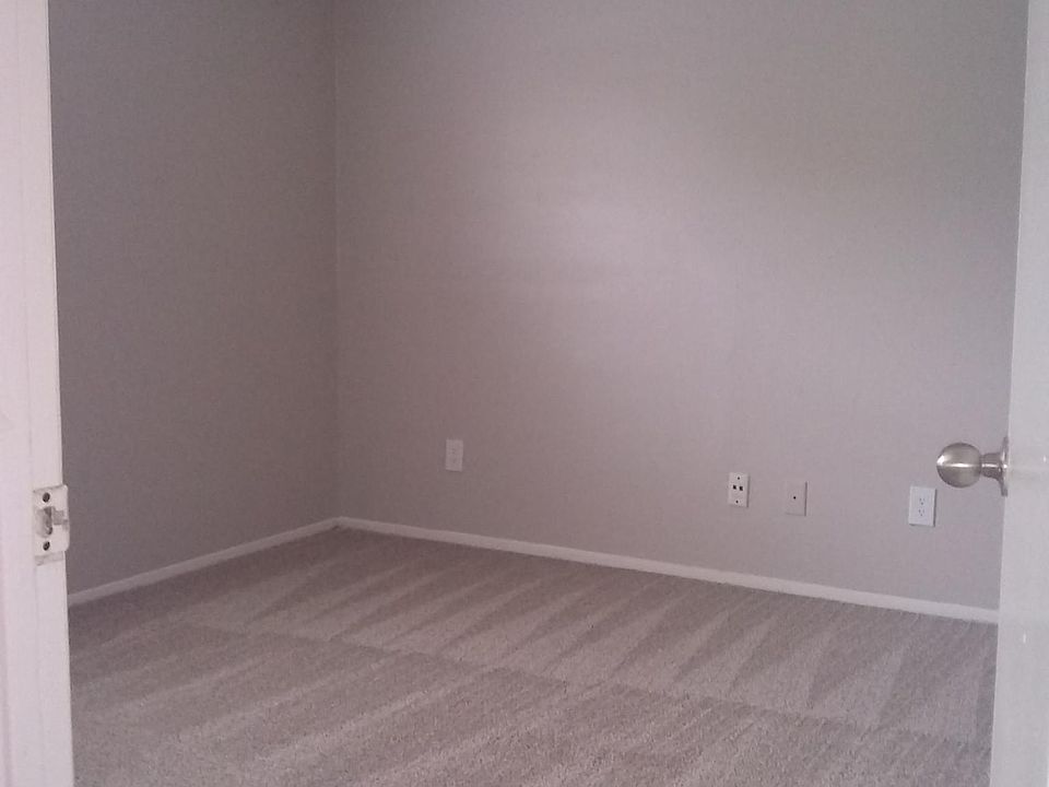 2nd image of 2700 Furrs St APT 119
