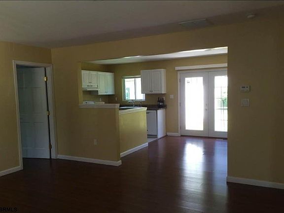 4th image of 29 W McKinley Ave