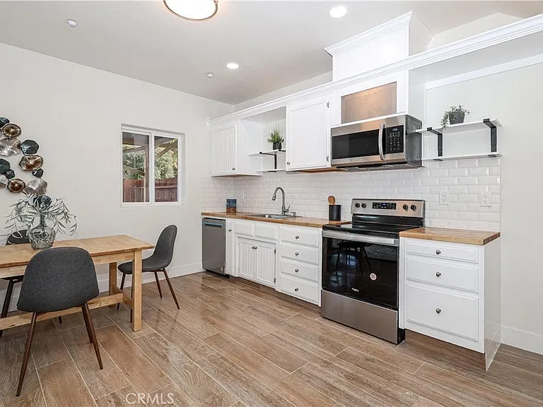 3104 El Capitan Ave #2 — Photo 4