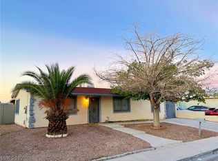 6284 Gunderson Blvd, Las Vegas, NV 89103