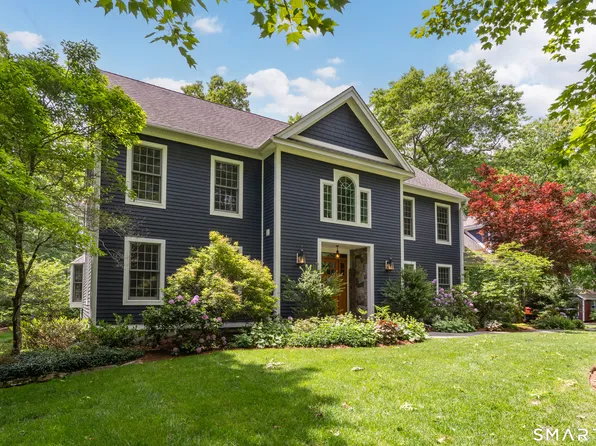 46 Laurel Cliffs Road, Guilford, CT 06437