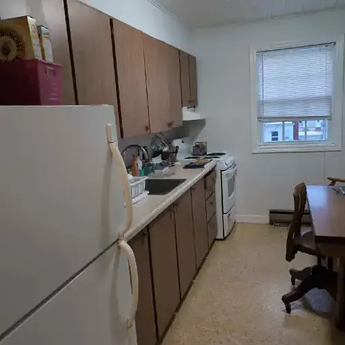 36 Thom St #6 Photo 1