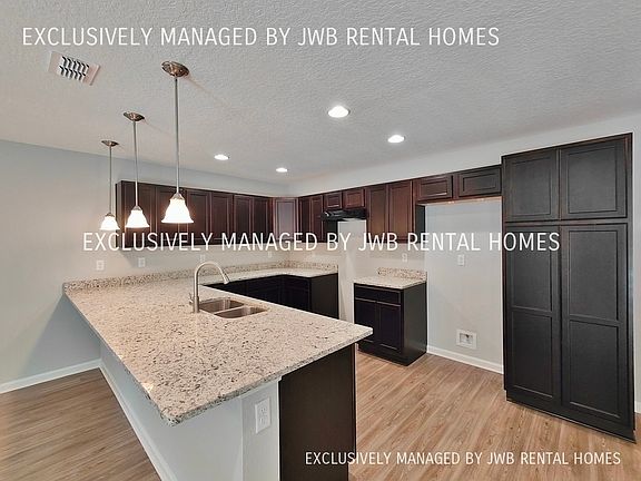 3rd image of 2404 Glen Gardner Dr
