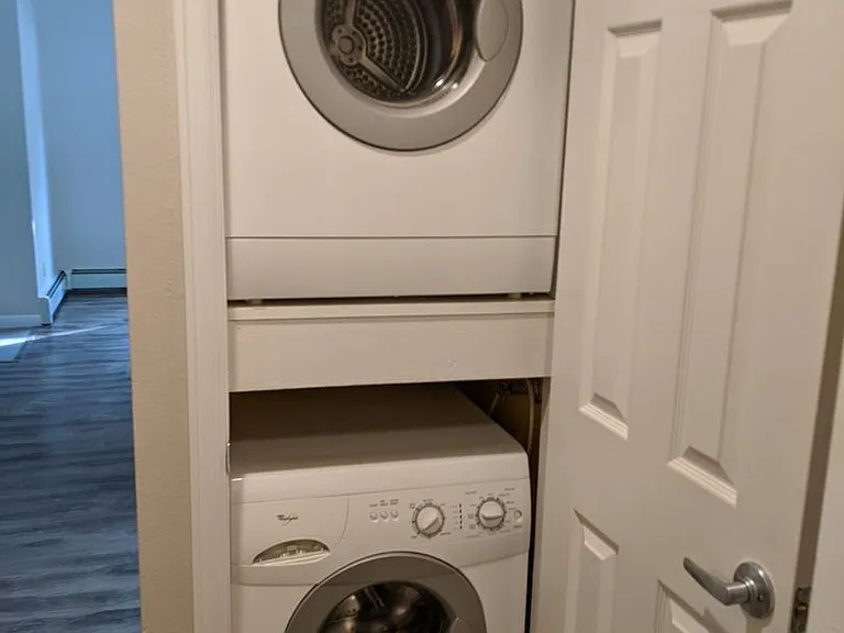 275 Pearl St #9 — Photo 12