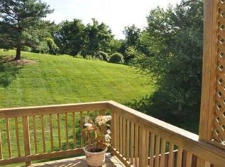 6802 Hutchison St, Falls Church, VA 22043