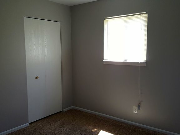 4th image of 2329 30th St SW APT 204