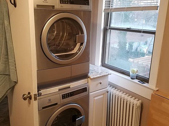 2nd image of 53 Whitman Ave Floor 2
