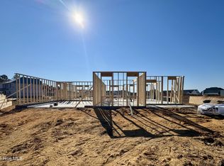 326 Crowville St, Raeford, NC 28376