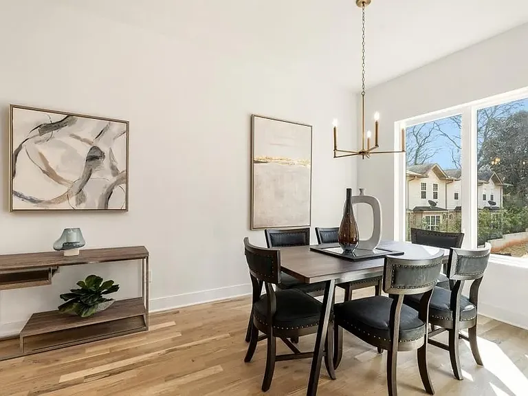 1237 Memorial Dr SE #102 — Photo 22