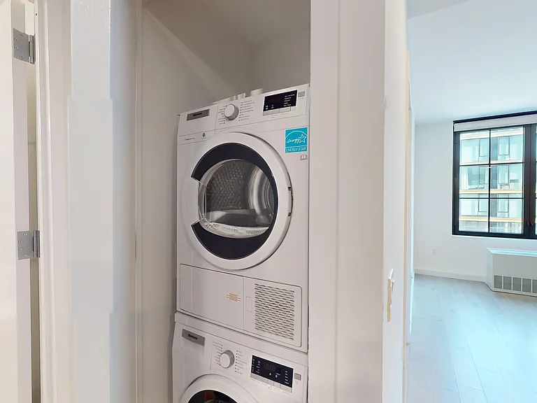 144-74 Northern Blvd #5L — Photo 10