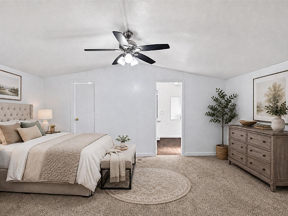 5th image of 21069 Lyndall Ln