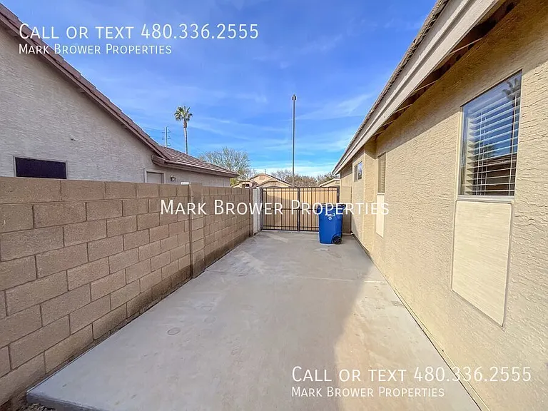 2041 E Rawhide St — Photo 24