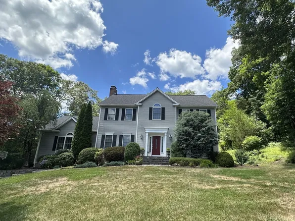 616 Roxbury Road, Southbury, CT 06488