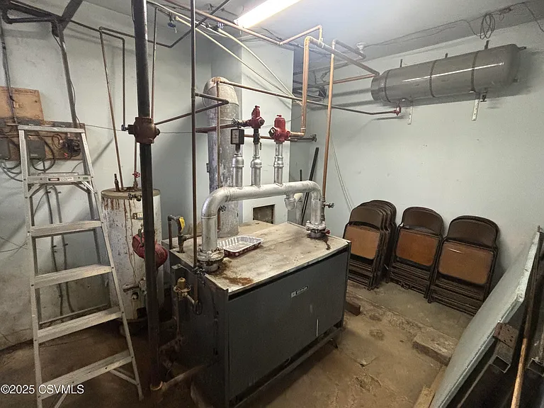 127 S Maple St #B — Photo 12