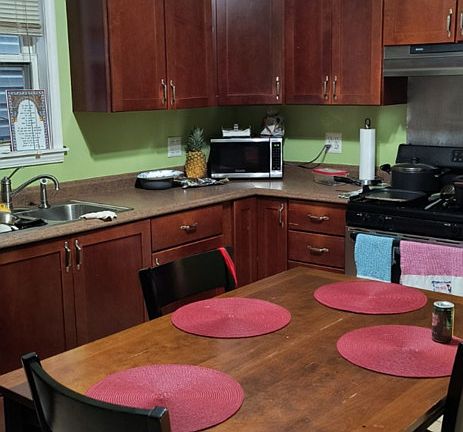 4th image of 2519 N Maplewood Ave