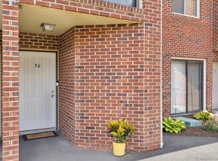 279 Redstone Hill Rd APT 50, Bristol, CT 06010