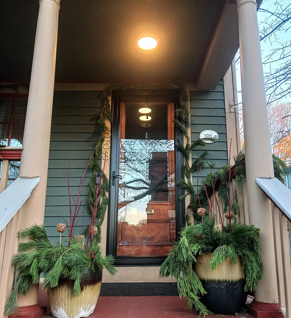 Furnished Home - Suite A | Extended Stays | Yale | New Haven — Photo 1