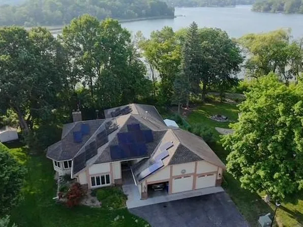 7071 Empire Ln N, Maple Grove, MN 55311