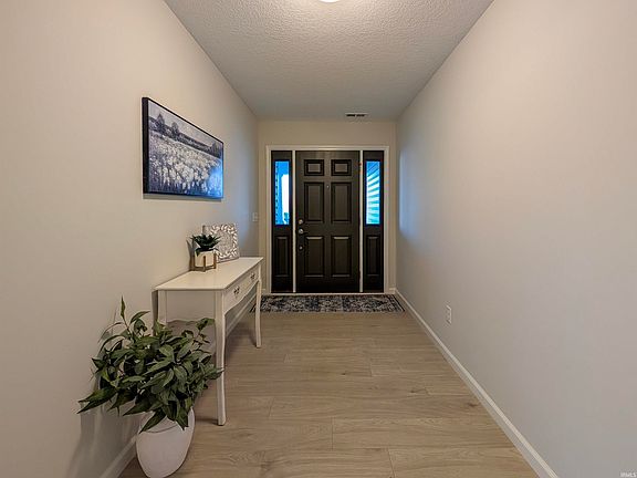 3rd image of 317 Conductor Cv