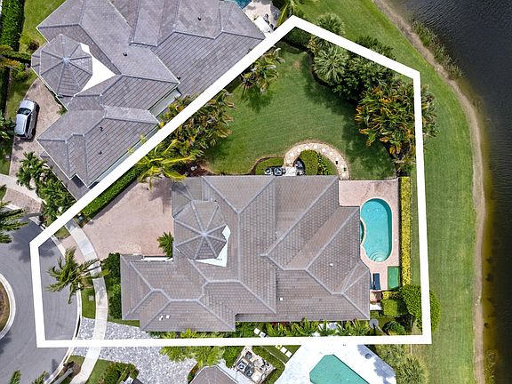 4th image of 357 Vizcaya Drive