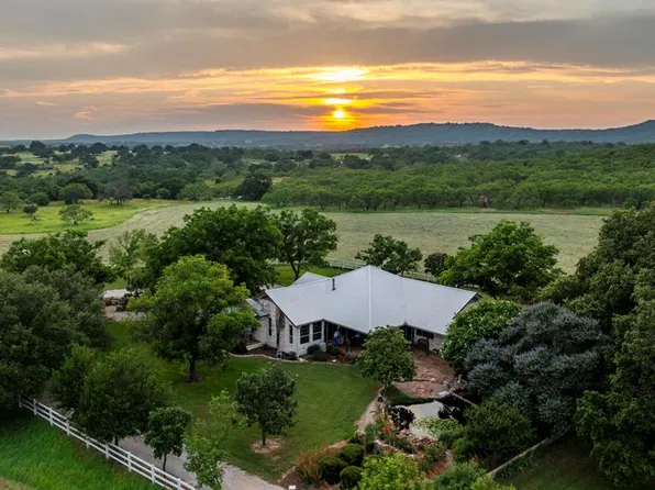 675 County Road 411a, Pontotoc, TX 76869