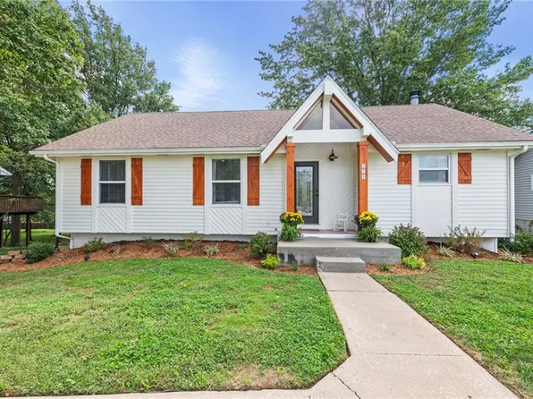 221 Orourke Dr, Platte City, MO 64079