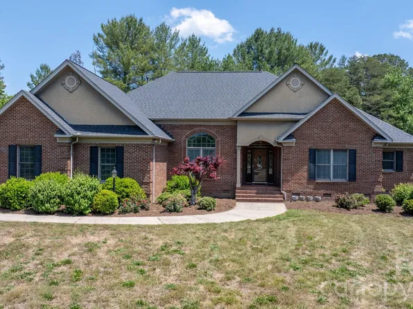 2201 Teague Town Rd, Taylorsville, NC 28681