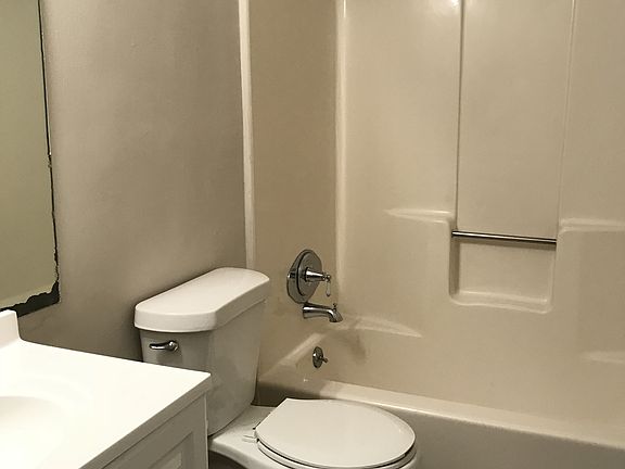 2nd image of 152 Forest Pl
